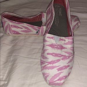 Like new Toms 🌸💕